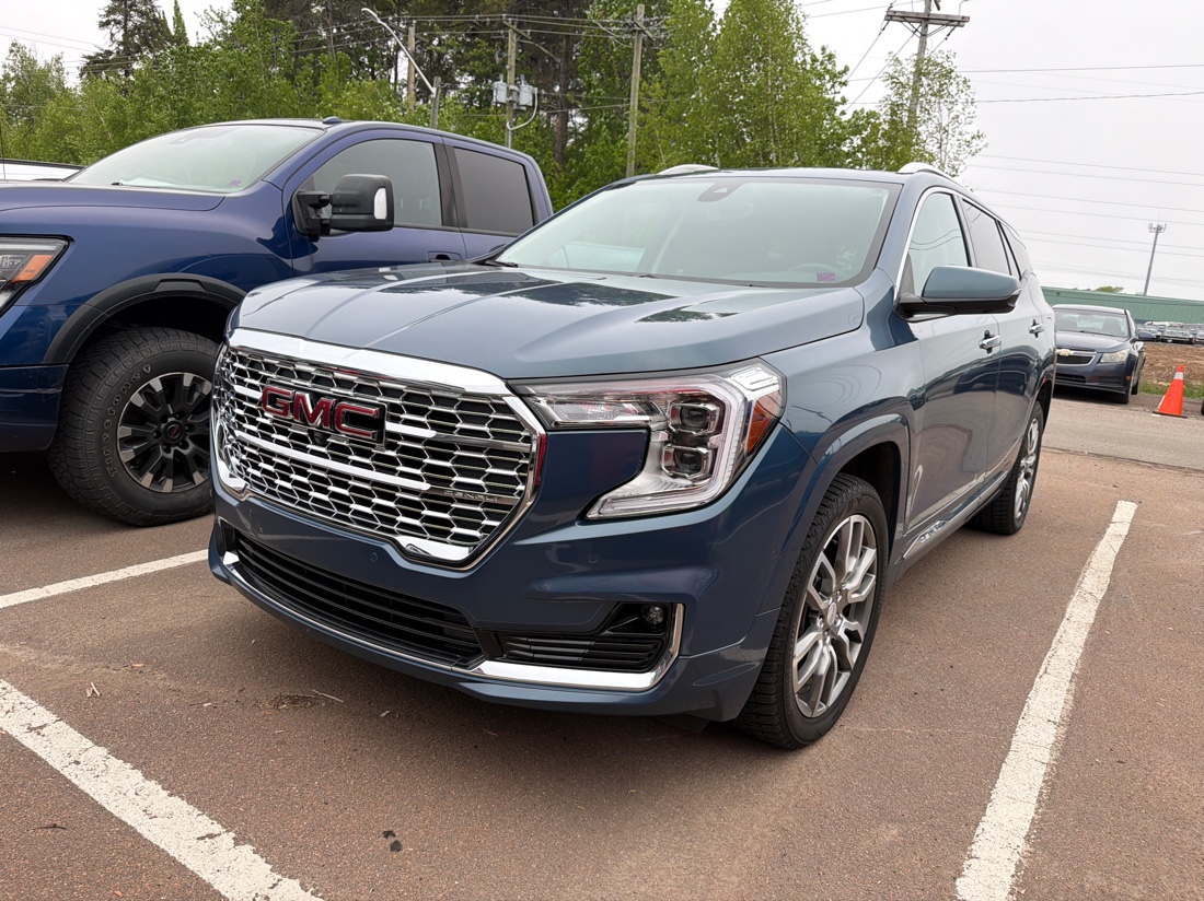2024 GMC Terrain Denali AWD SUV / Crossover All-Wheel Drive Automatic