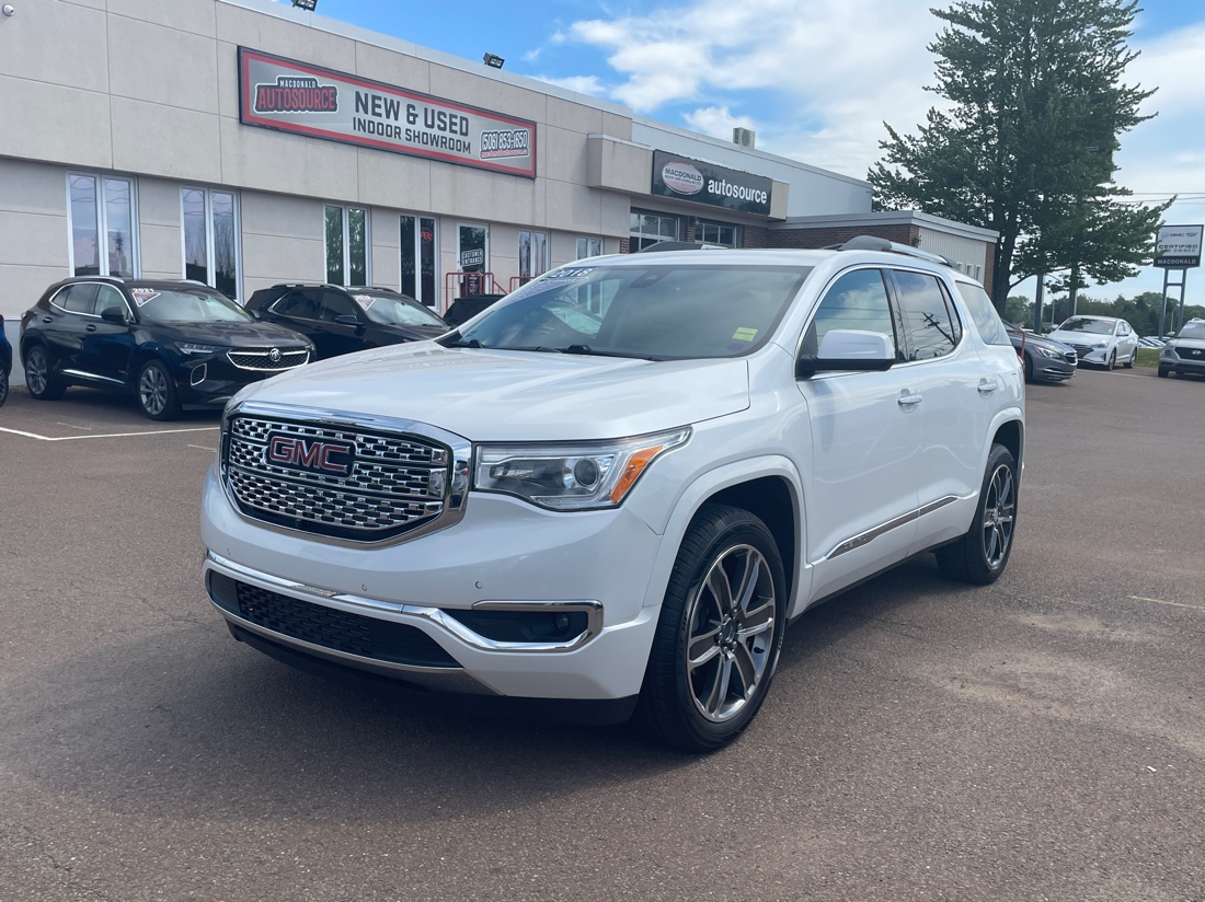 2018 GMC Acadia SUV / Crossover Four-Wheel Drive Automatic