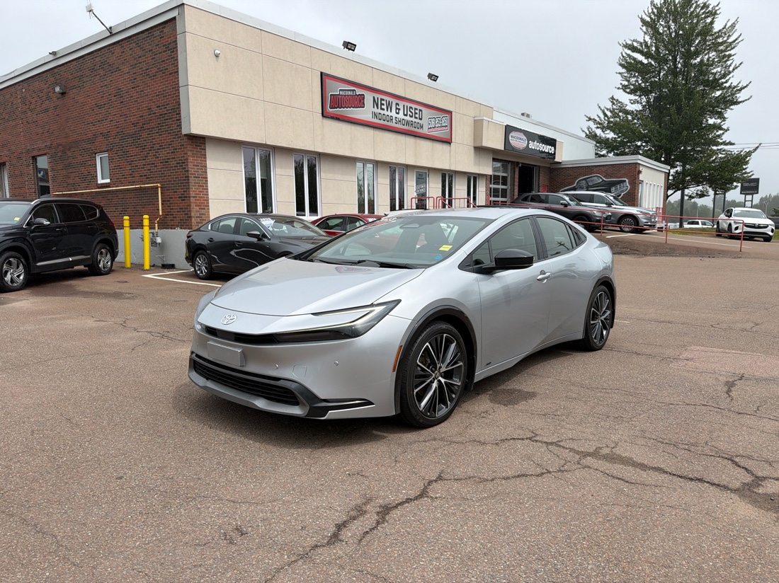2023 Toyota Prius LE AWD