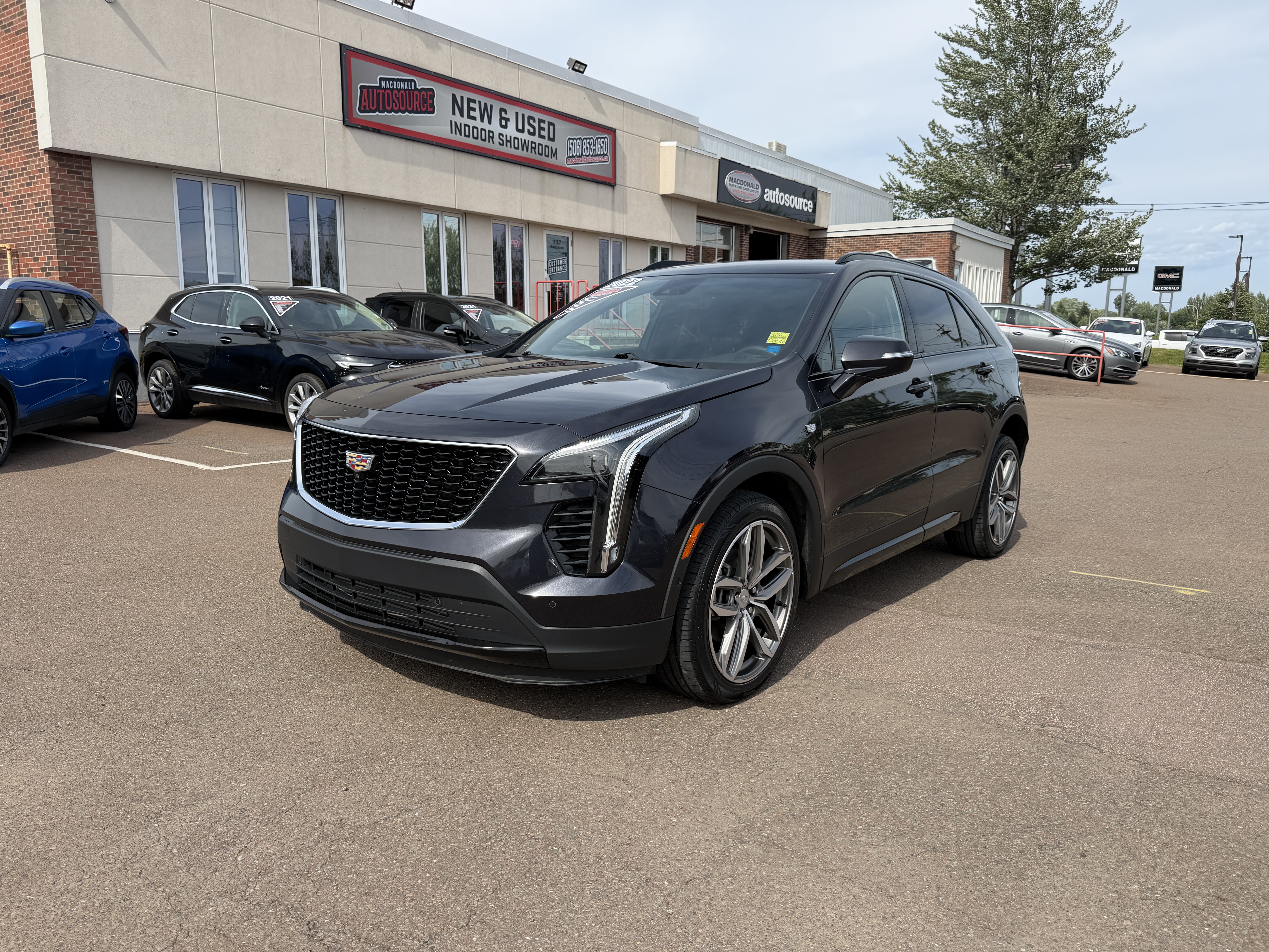 2022 Cadillac XT4 SUV / Crossover Four-Wheel Drive Automatic
