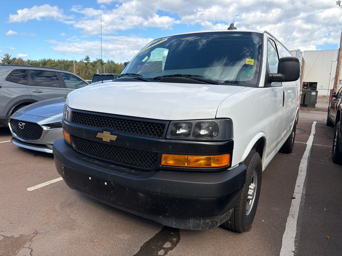 Summit White 2024 Chevrolet Express Cargo Van Rear-Wheel Drive Automatic