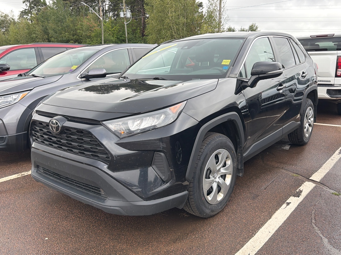 2023 Toyota RAV4 LE AWD