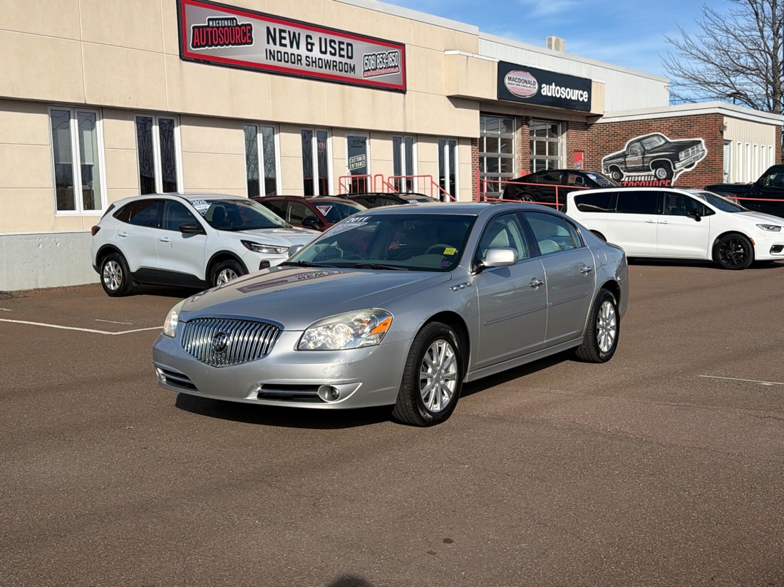 2011 Buick Lucerne Sedan Front-Wheel Drive Automatic