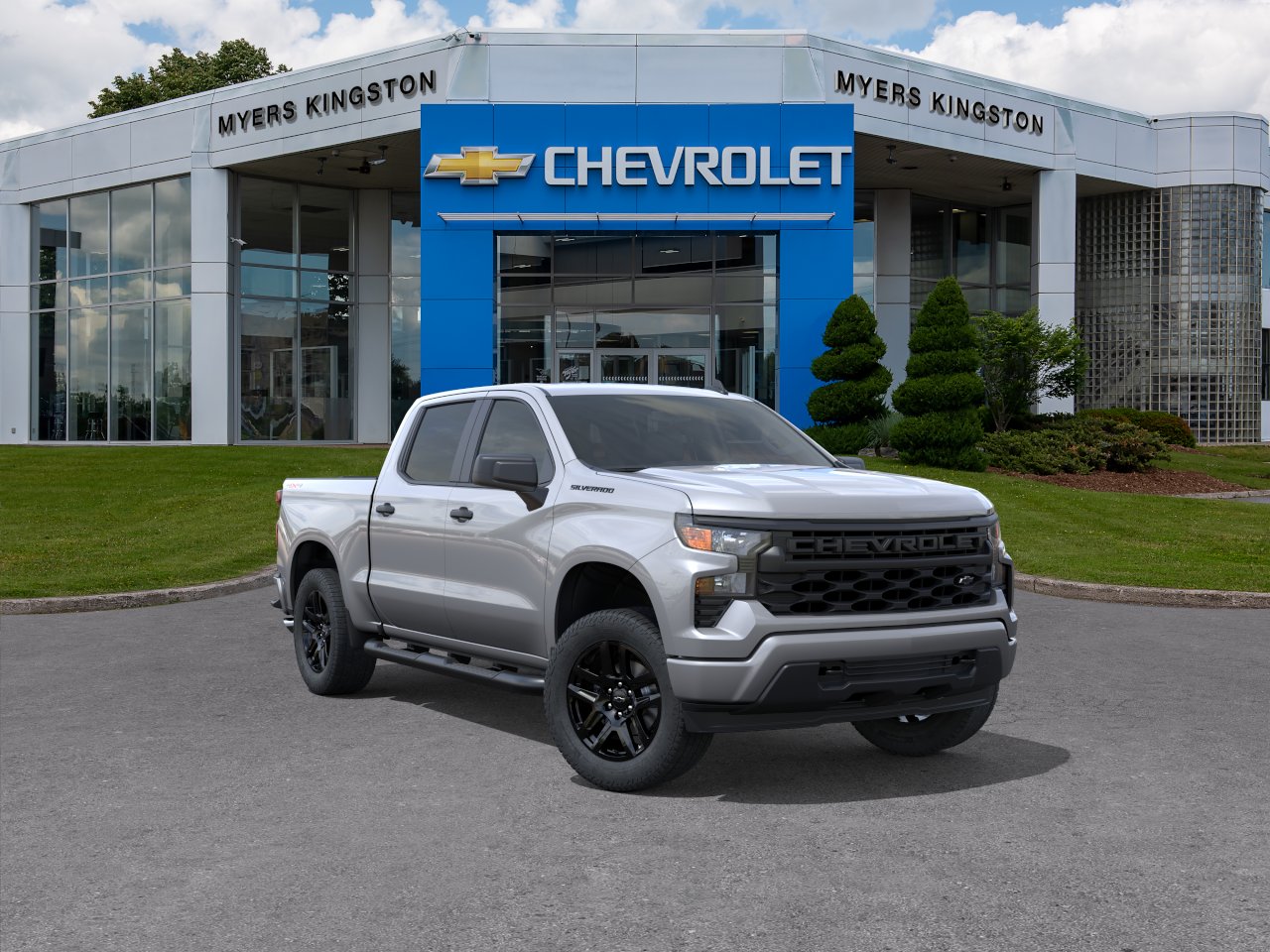 2026 Chevrolet Silverado 1500 Custom Crew Cab 4WD