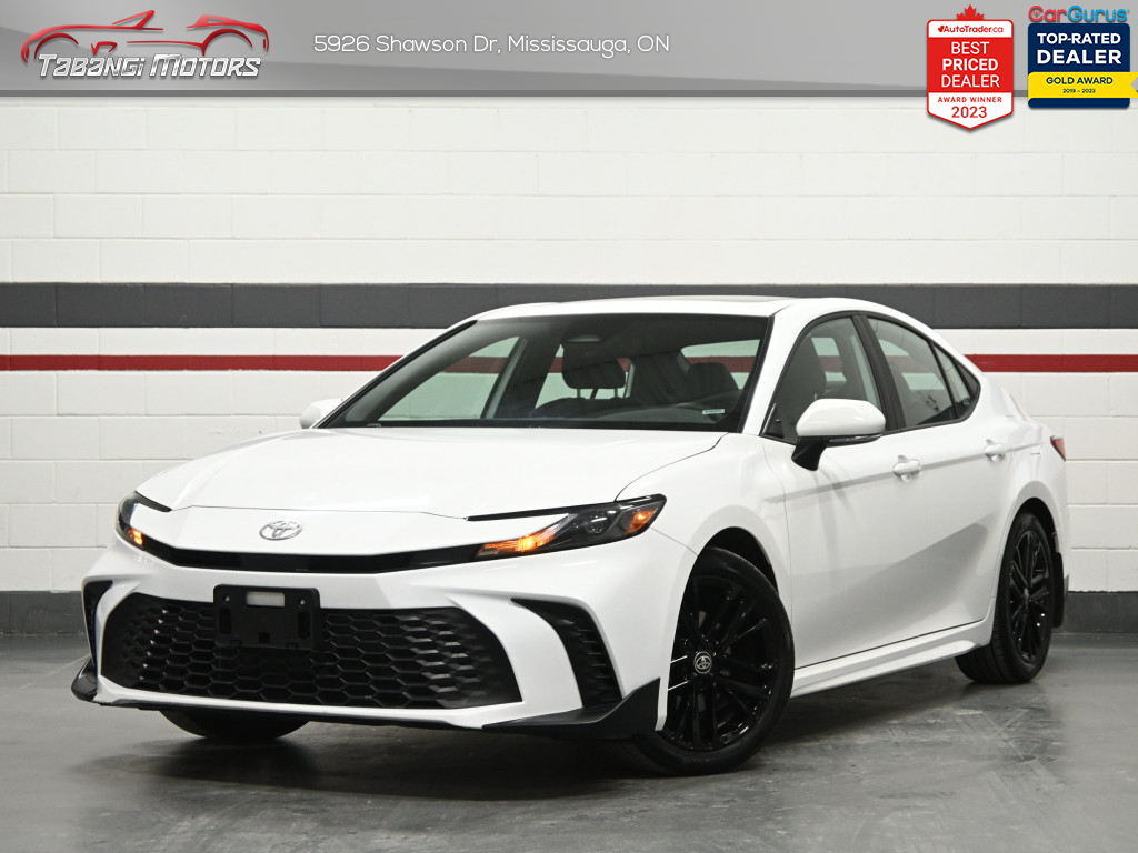 2025 Toyota Camry SE FWD
