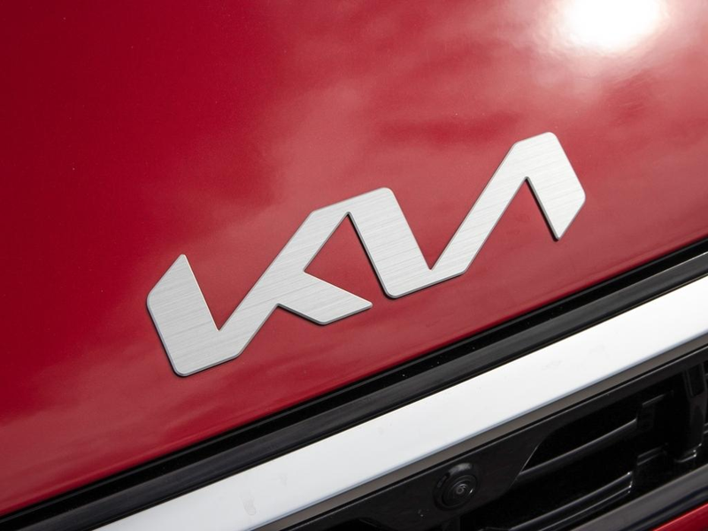 2025 Kia K4 GT-Line Turbo Limited $2000 OFF!!! MANAGER DEMO ! - Radiant Red exterior view 9