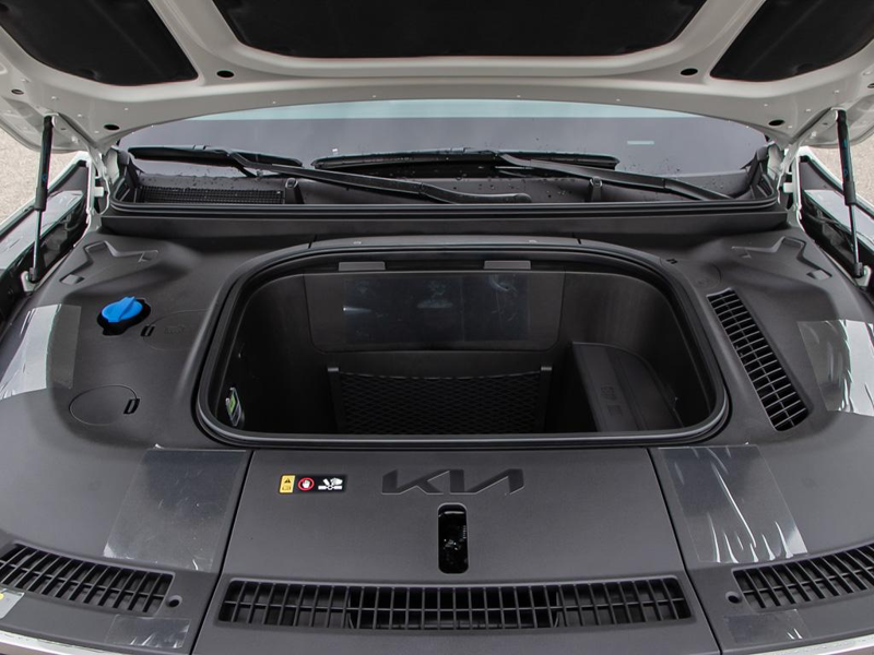 2026 Kia EV9 Light - Navigation - Cooled Seats - $187.62 /Wk - Snow White Pearl exterior view 8