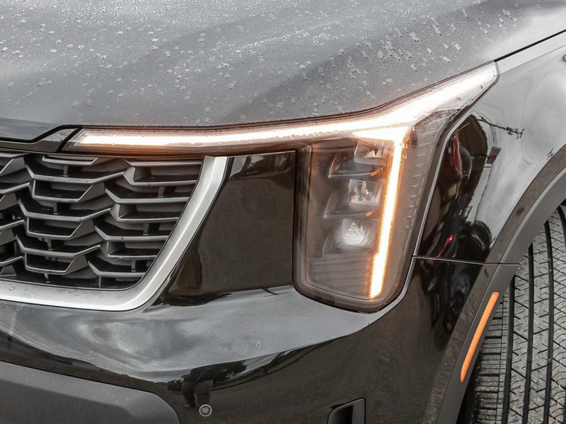 2026 Kia Sorento Plug-In Hybrid LX  $1900 OFF MANAGER DEMO!!!! SAVE TODAY - Aurora Black Pearl exterior view 10