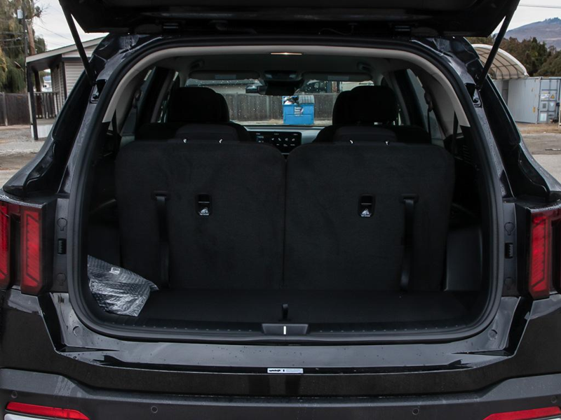 2026 Kia Sorento Plug-In Hybrid LX  $1900 OFF MANAGER DEMO!!!! SAVE TODAY - Aurora Black Pearl exterior view 11