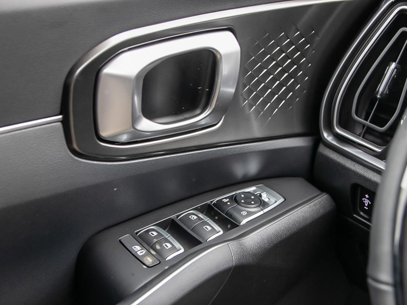 2026 Kia Sorento Plug-In Hybrid LX  $1900 OFF MANAGER DEMO!!!! SAVE TODAY - Aurora Black Pearl exterior view 17