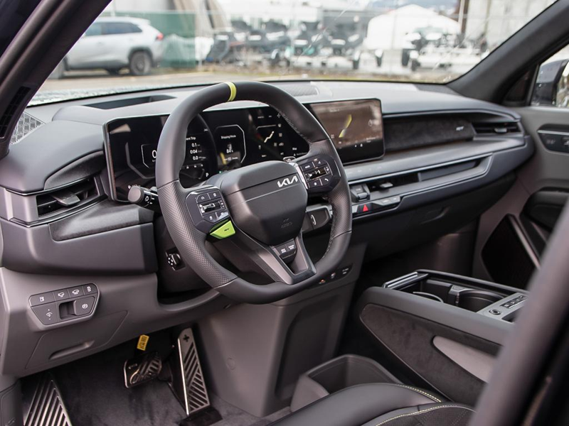 2026 Kia EV9 GT  SAVE ON MANAGER DEMO $3550 OFF!!! - Black exterior view 13