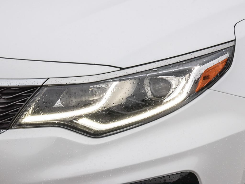 2020 Kia Optima EX Luxury Sport Sedan, Highly Wallet-Friendly Price - White exterior view 10