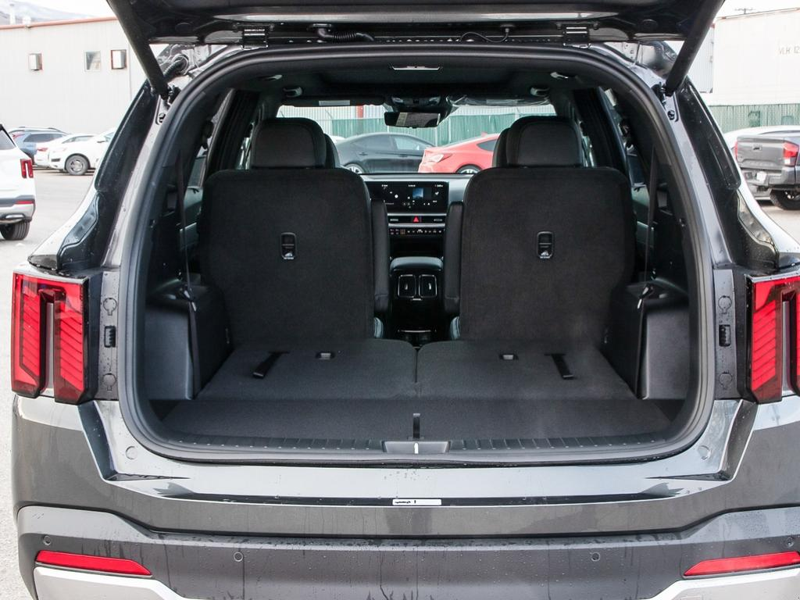 2026 Kia Sorento Hybrid SX  Exclusive Manager Demo Discount, $1,500 Off - Interstellar Grey exterior view 11