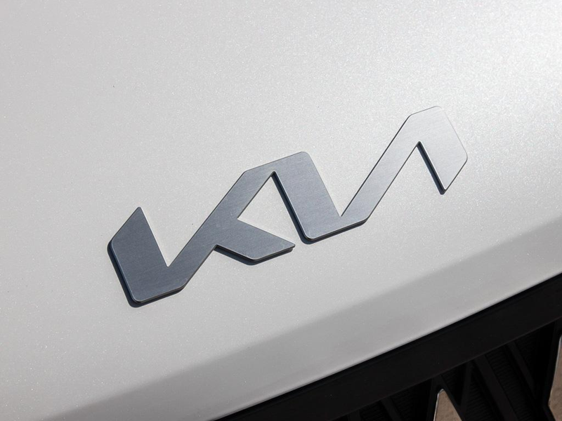 2026 Kia Carnival LX+ - Navigation - Power Liftgate - $158.77 /Wk - Snow White Pearl exterior view 10