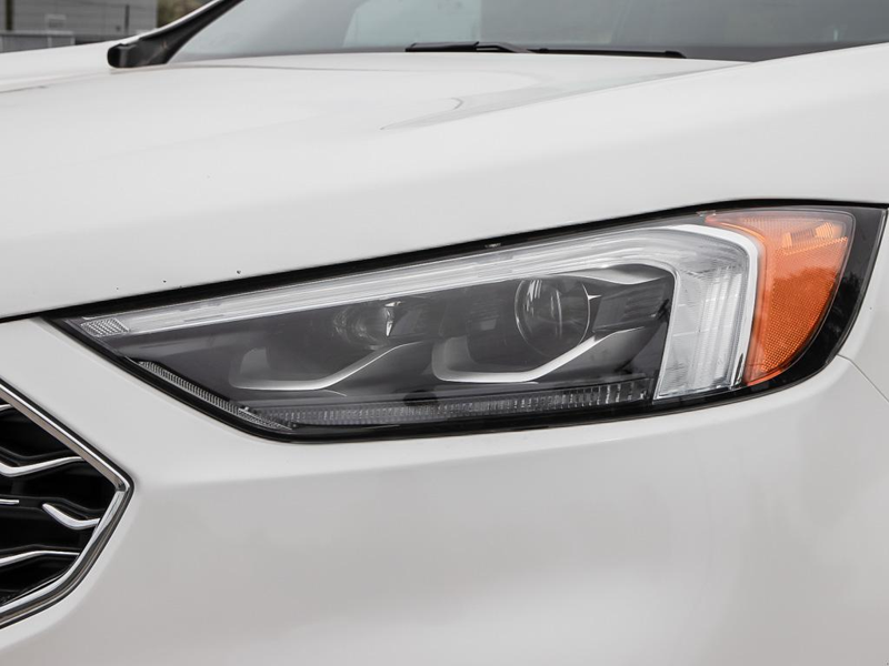 2022 Ford Edge Titanium Lexus Luxury on a Ford Budget, Pure Comfort - White exterior view 10