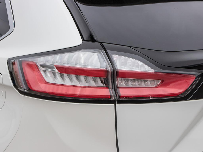 2022 Ford Edge Titanium Lexus Luxury on a Ford Budget, Pure Comfort - White exterior view 12