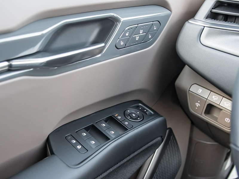 2026 Kia EV9 Land w/GT-Line Package AWD - HUD - $241.56 /Wk - Aurora Black Pearl exterior view 17