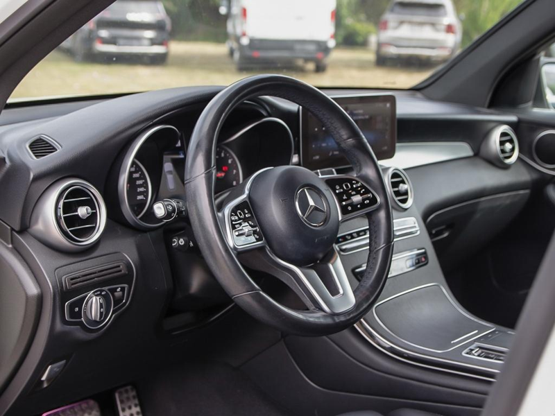 2022 Mercedes-Benz GLC 300 4MATIC SUV  Turbo Performance, Prestigious German Engineering - White exterior view 13