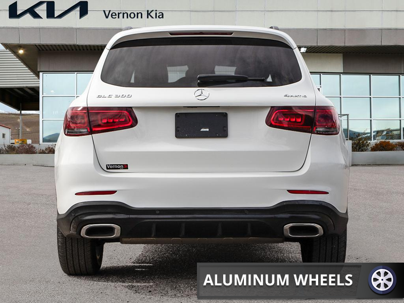 2022 Mercedes-Benz GLC 300 4MATIC SUV  Turbo Performance, Prestigious German Engineering - White exterior view 5