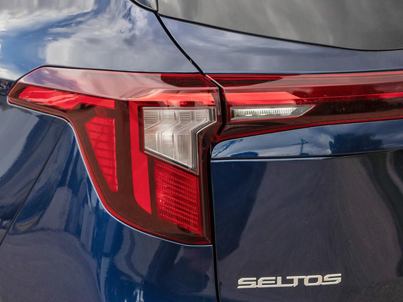2026 Kia Seltos LX - Heated Seats - Apple CarPlay - $101.74 /Wk - Dark Ocean Blue exterior view 12