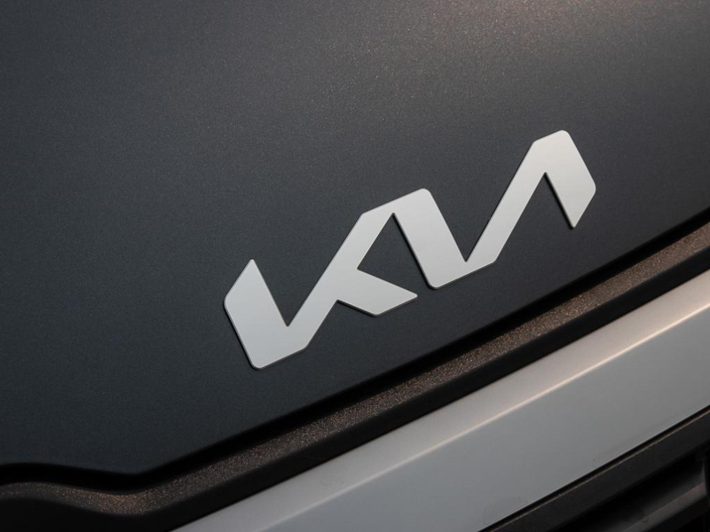 2026 Kia Sportage LX  - Heated Seats - $116.66 /Wk - Gravity Grey exterior view 9
