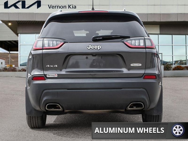 2019 Jeep Cherokee North Legendary Capability & Comfort, Ready for Any Adventure - Grey exterior view 5