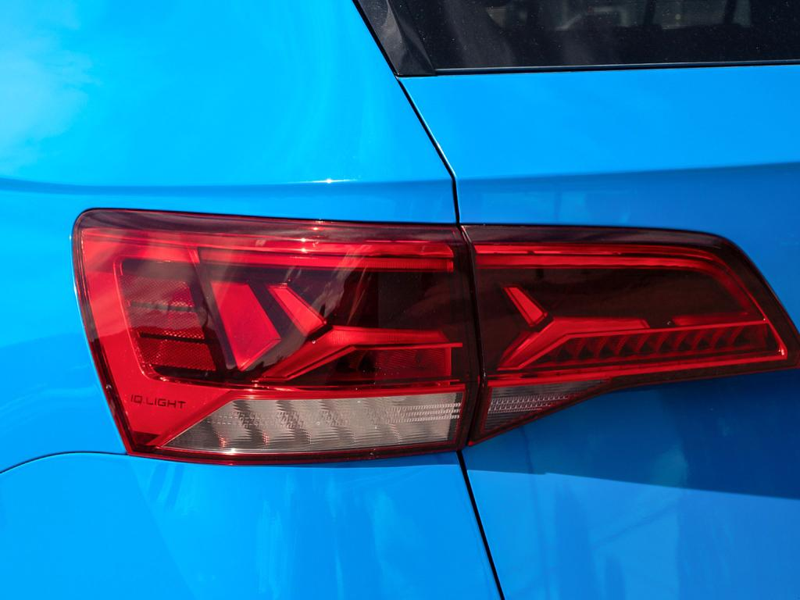 2024 Volkswagen Taos Comfortline 4MOTION Crisp LED Headlights, Sharp Body Lines, Total Head-Turner - Blue exterior view 12