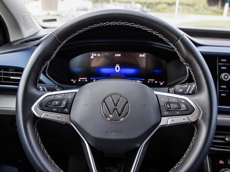 2024 Volkswagen Taos Comfortline 4MOTION Crisp LED Headlights, Sharp Body Lines, Total Head-Turner - Blue exterior view 14