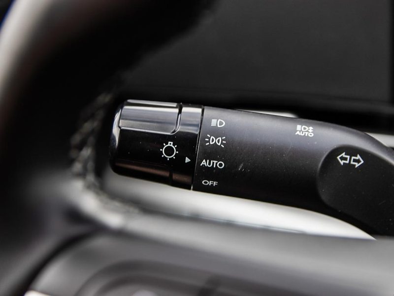 2025 Hyundai Kona Preferred AWD w/Trend Package Trend Package Upgrade! Power Sunroof & Leatherette - Grey exterior view 16