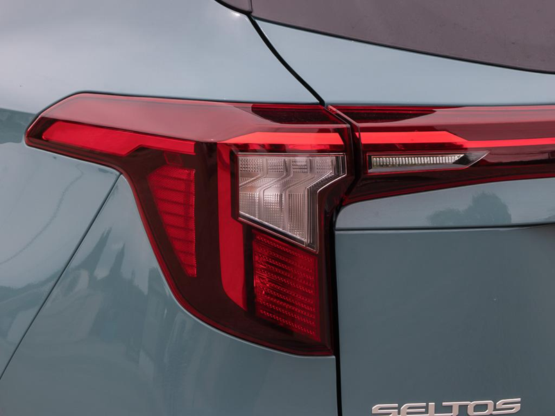 2026 Kia Seltos LX - Heated Seats - Apple CarPlay - $101.74 /Wk - Pluton Blue exterior view 12