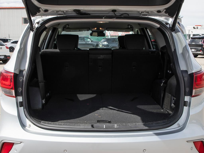 2018 Hyundai Santa Fe XL Premium True 7-Passenger XL! Spacious 3-Row Family Explorer - Silver exterior view 10