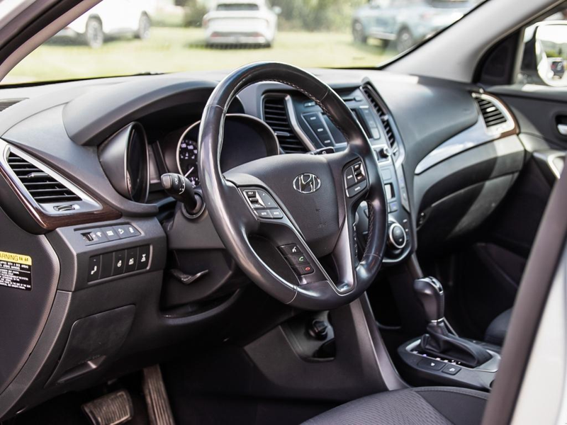 2018 Hyundai Santa Fe XL Premium True 7-Passenger XL! Spacious 3-Row Family Explorer - Silver exterior view 12