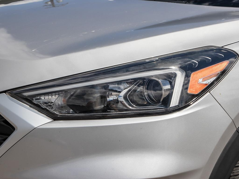 2020 Hyundai Tucson Preferred Excellent Value! Fully Serviced Preferred Trim SUV - Grey exterior view 10