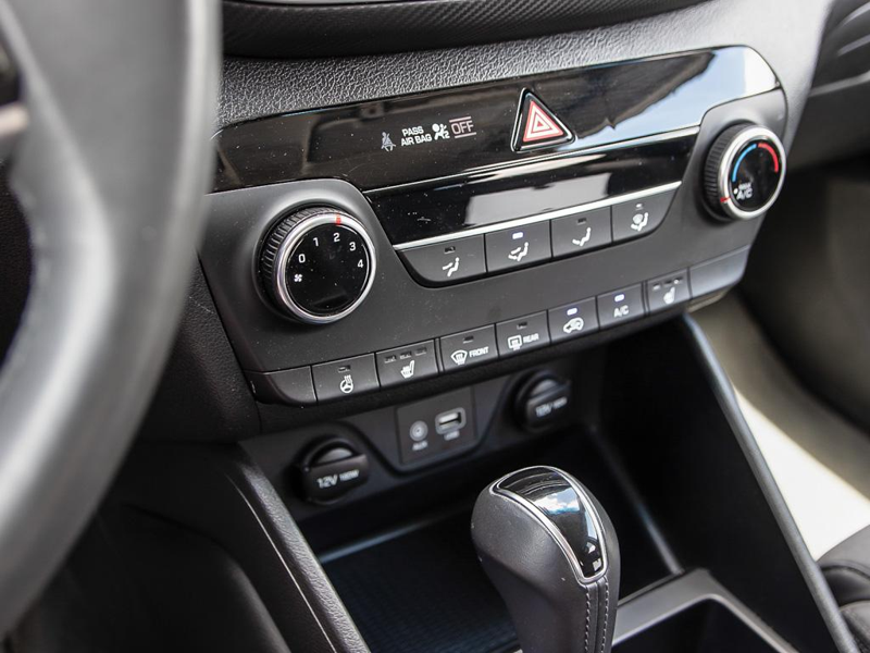2020 Hyundai Tucson Preferred  Excellent Value! Fully Serviced Preferred Trim SUV - Grey exterior view 20
