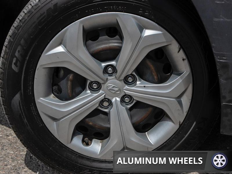 2020 Hyundai Tucson Preferred Excellent Value! Fully Serviced Preferred Trim SUV - Grey exterior view 6