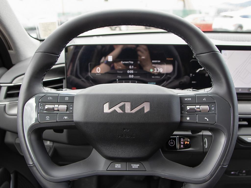 2026 Kia EV9 Land w/Premium Package AWD  - Sunroof - $230.36 /Wk - Flare Red exterior view 14