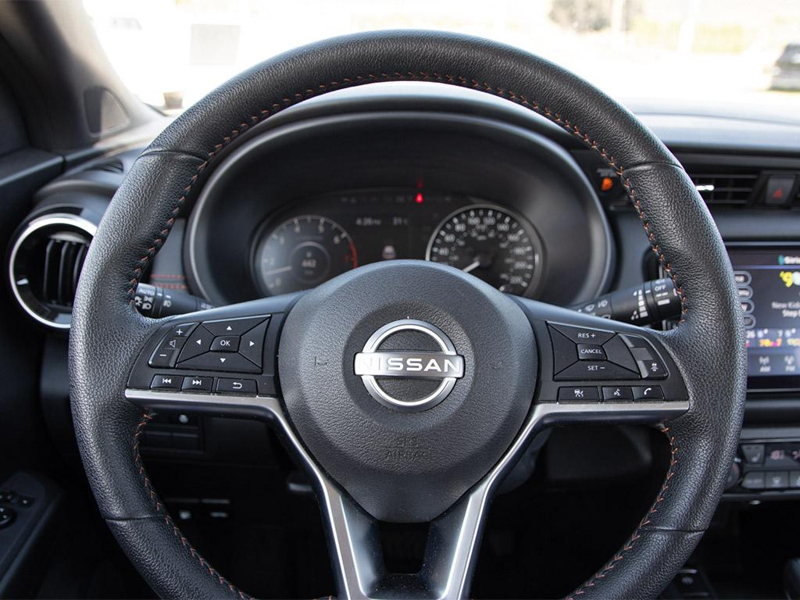 2024 Nissan Kicks SR Fuel-Efficient Titan! Modern SR Trim, Incredible Value - Grey exterior view 14
