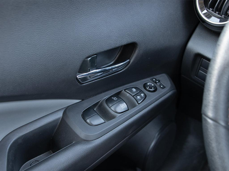 2024 Nissan Kicks SR Fuel-Efficient Titan! Modern SR Trim, Incredible Value - Grey exterior view 17
