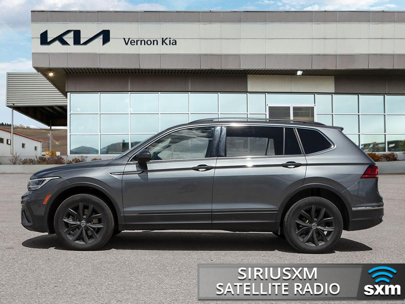 2024 Volkswagen Tiguan Comfortline  All-Weather Pro! Intelligent 4MOTION AWD, Heated Seats - Grey exterior view 3