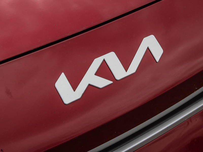 2023 Kia Rio 5-door LX+ Save Big at the Pump! Ultimate Budget-Friendly Commuter - Radiant Red exterior view 9