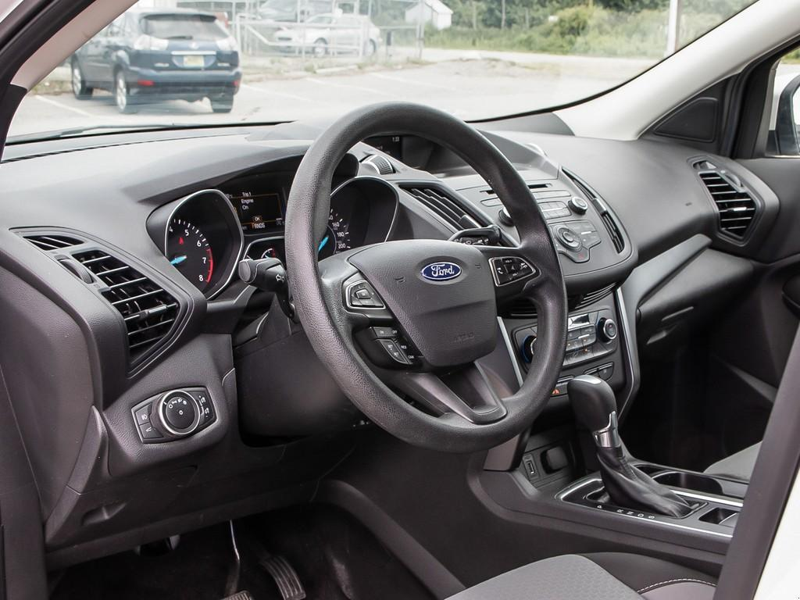 2017 Ford Escape SE Turbocharged Efficiency! Fuel-Sipping EcoBoost Engine - White exterior view 13