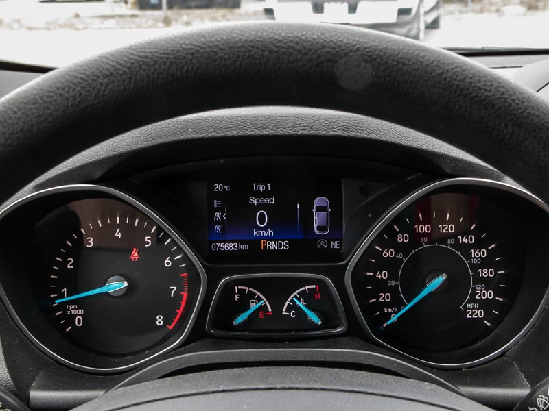 2017 Ford Escape SE Turbocharged Efficiency! Fuel-Sipping EcoBoost Engine - White exterior view 15