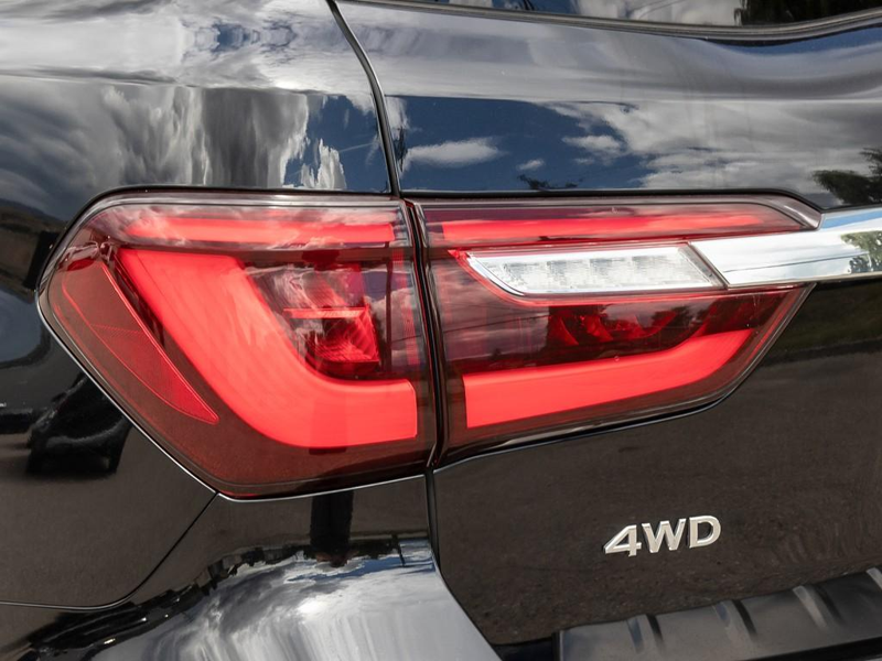 2021 INFINITI QX80 LUXE First-Class Cabin! Heated Leather Seats & Power Moonroof, Heavy Duty Towing! - Black exterior view 11