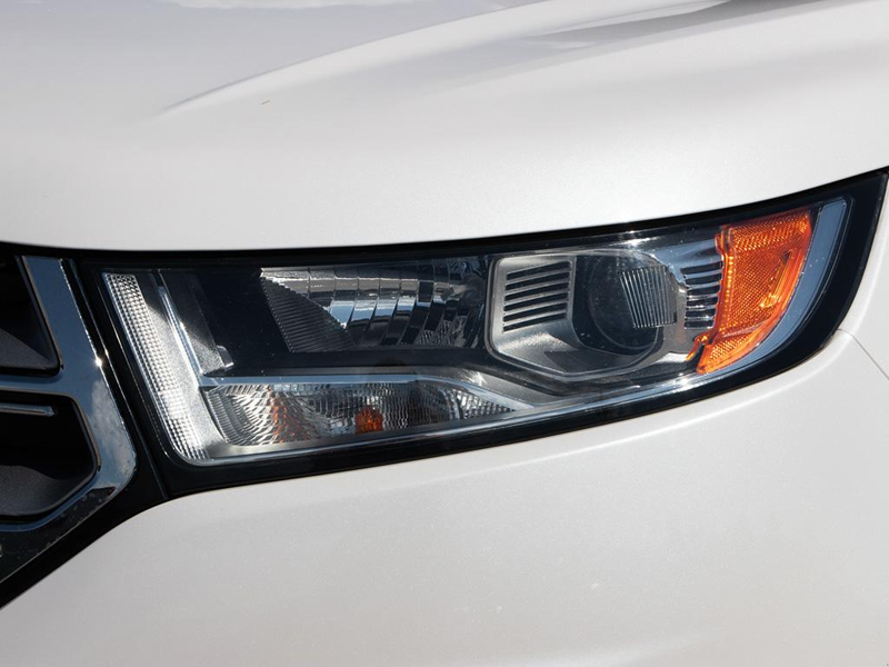 2018 Ford Edge SEL Intelligent AWD! Ultimate Confidence in Canadian Winters - White exterior view 10