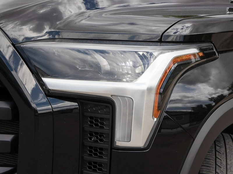 2025 Toyota Tundra Hybrid Limited Twin-Turbo Hybrid! V8-Beating Torque, 10-Speed Auto - Black exterior view 10