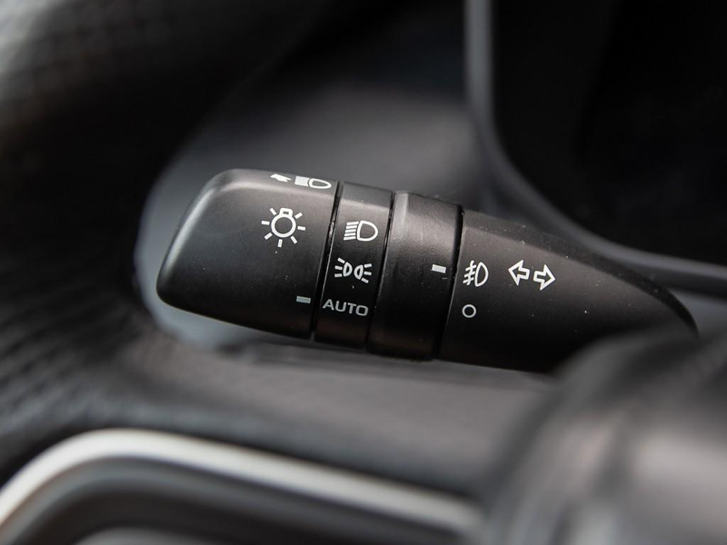 2025 Toyota Tundra Hybrid Limited Twin-Turbo Hybrid! V8-Beating Torque, 10-Speed Auto - Black exterior view 16