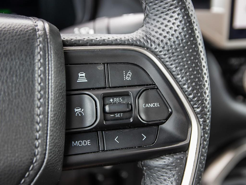 2025 Toyota Tundra Hybrid Limited Twin-Turbo Hybrid! V8-Beating Torque, 10-Speed Auto - Black exterior view 19