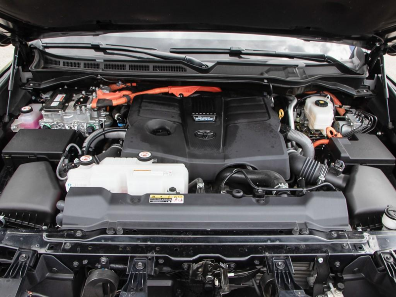 2025 Toyota Tundra Hybrid Limited Twin-Turbo Hybrid! V8-Beating Torque, 10-Speed Auto - Black exterior view 8