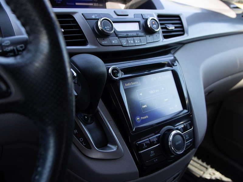 2014 Honda Odyssey EX-L  Premium 8-Seater! Loaded EX-L Trim, Family Approved - Grey exterior view 20