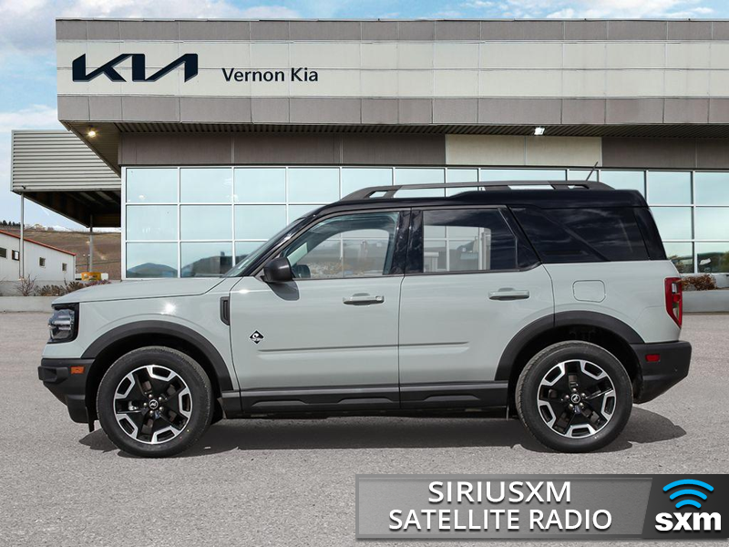 2023 Ford Bronco Sport Outer Banks Top-Tier Outer Banks, Premium Two-Tone Leather, Loaded - Grey exterior view 3